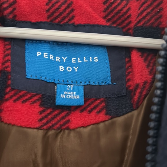 Perry Ellis Toggle Quilted Jacket - Picture 8 of 12